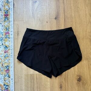 Athleta Run With It Shorts 3.5”